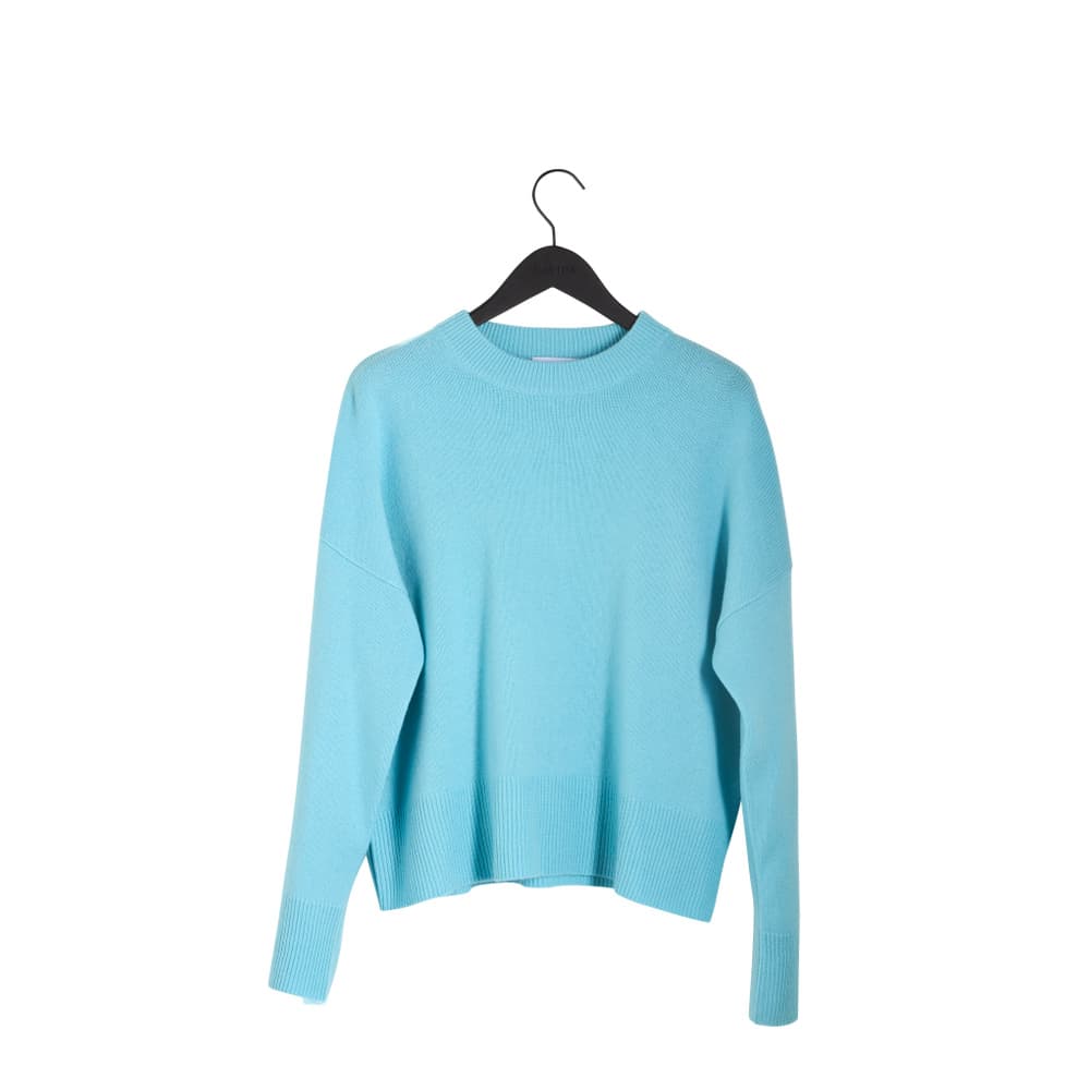 Boxy O-neck Sweater